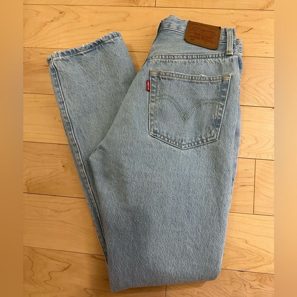 Levi's Women's Straight Leg Jeans - Light Blue